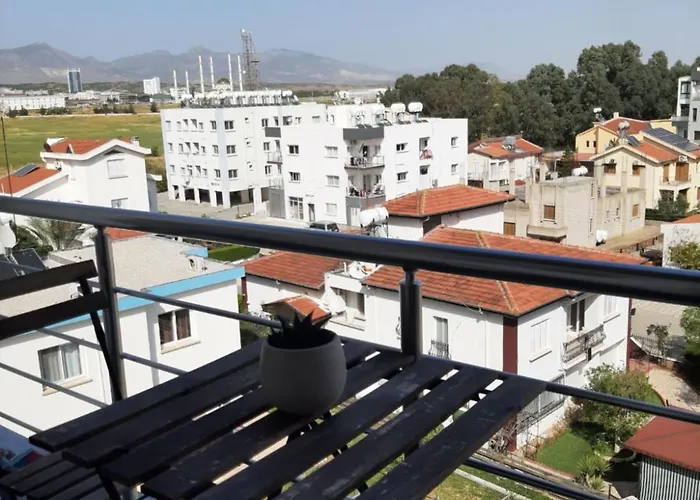 Fivefingers Apartament Gonyeli